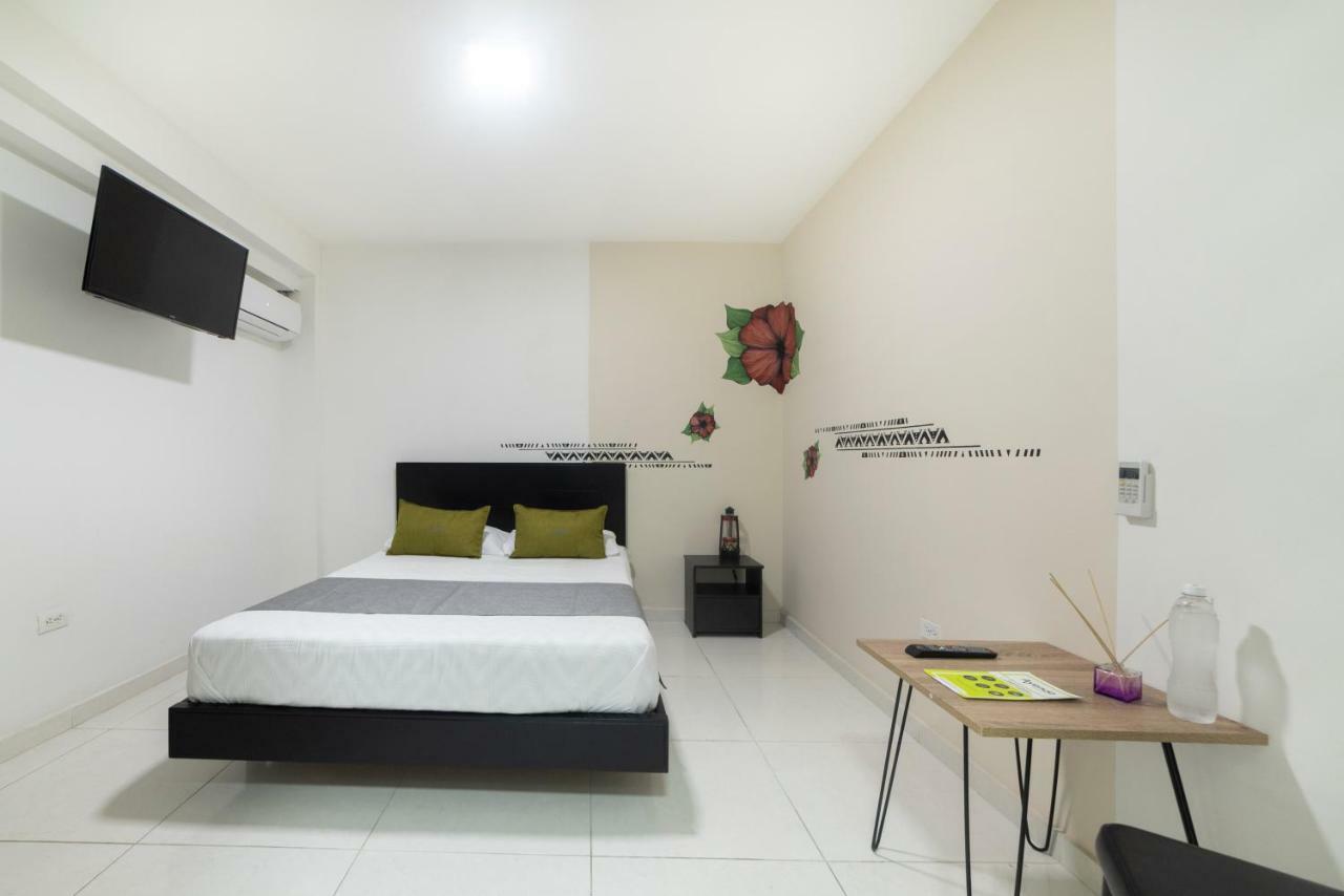 Hotel Green Park Cali Bagian luar foto