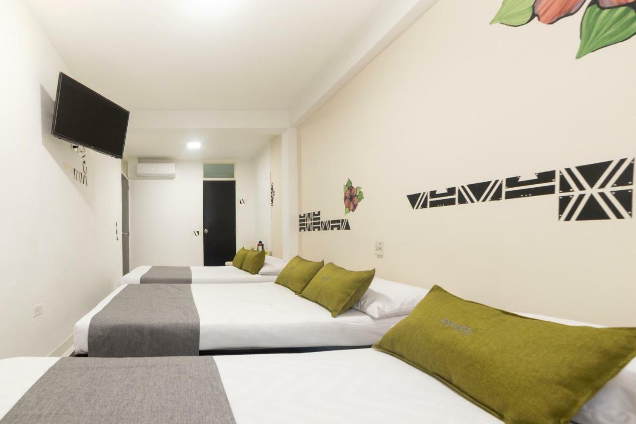 Hotel Green Park Cali Bagian luar foto